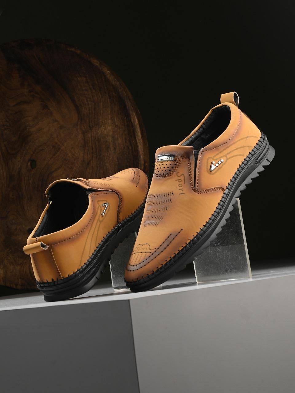 Men's Casual Trendy Shoes (Beige Lace-Up Style)